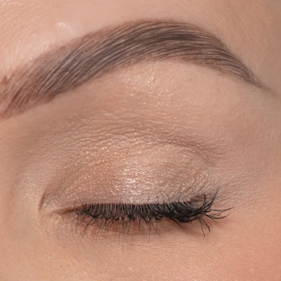 Eyeshadow view 4