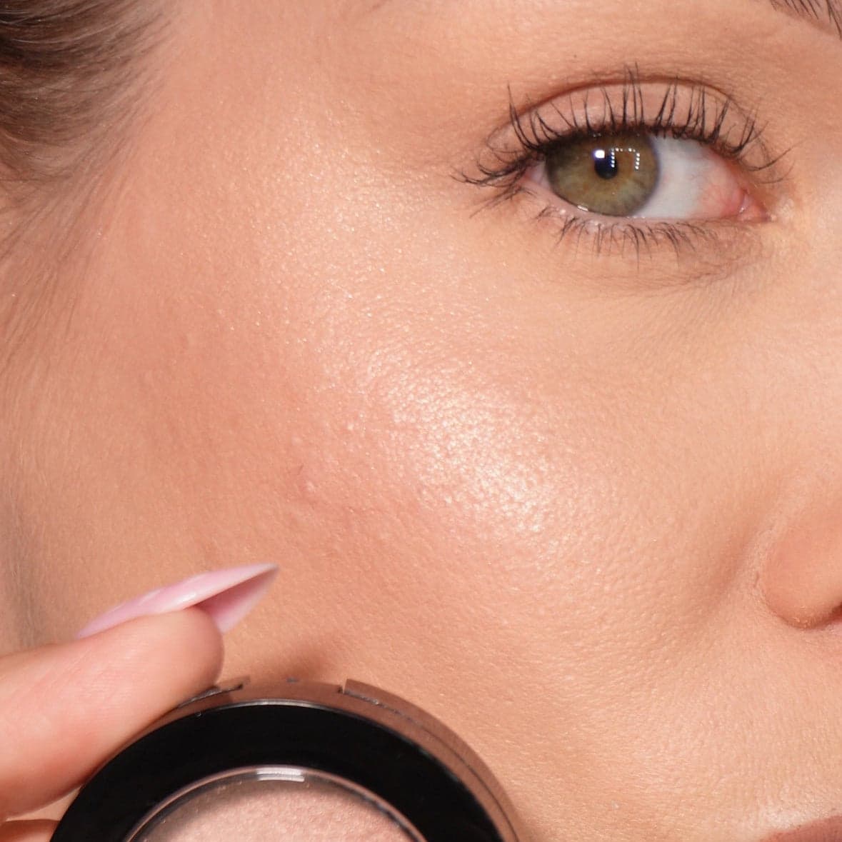 Illuminateur 520 Éclat Rosé vista 2