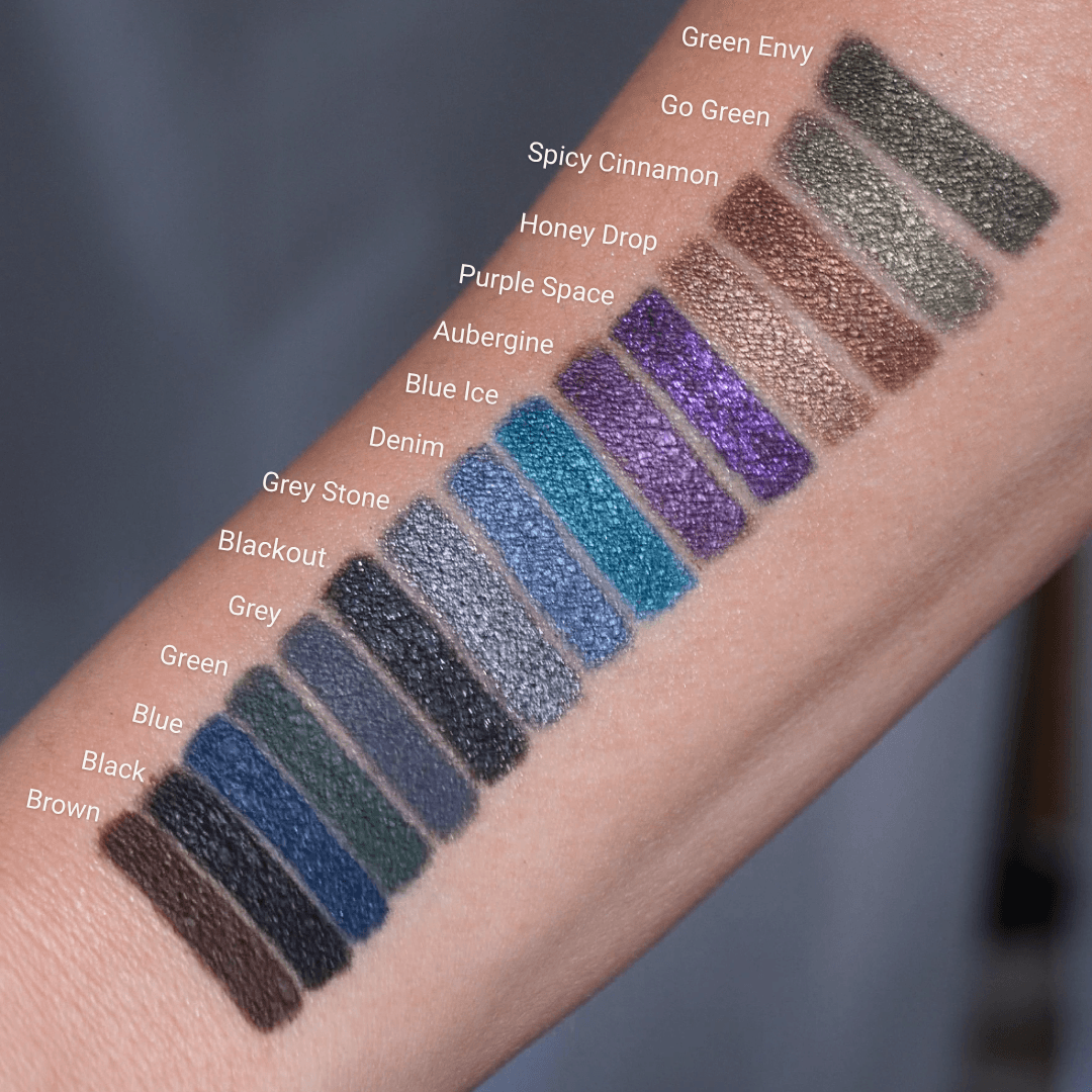 Waterproof Eyeliner Black view 6