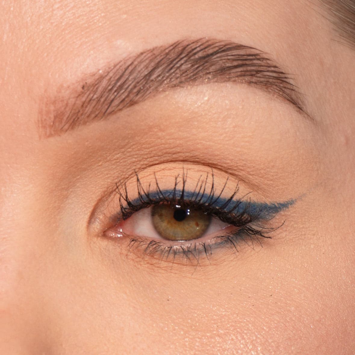 Waterproof Eyeliner Blue view 2